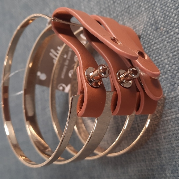 Fun Brown Leather Strap Button Closure Cuff Bracelet Gold Metal Bands - Picture 5 of 7